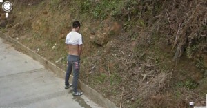 google-street-view-colombia-pee3
