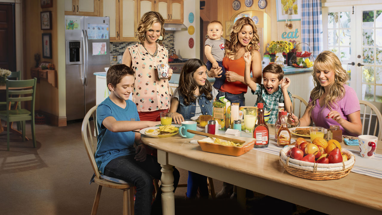 Everything You Need To Know About “Fuller House”